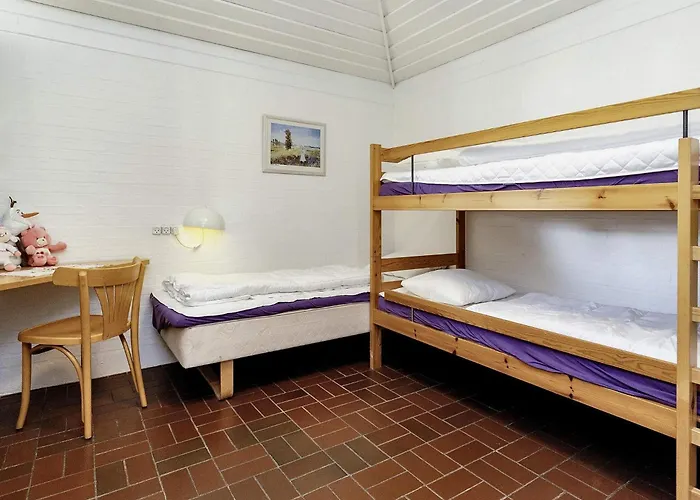 4 Person In Karrebæksminde